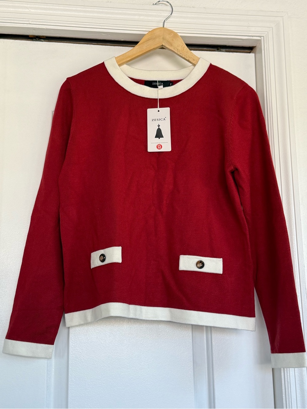Zesica Red Crewneck Knit Sweater with Cream Trim